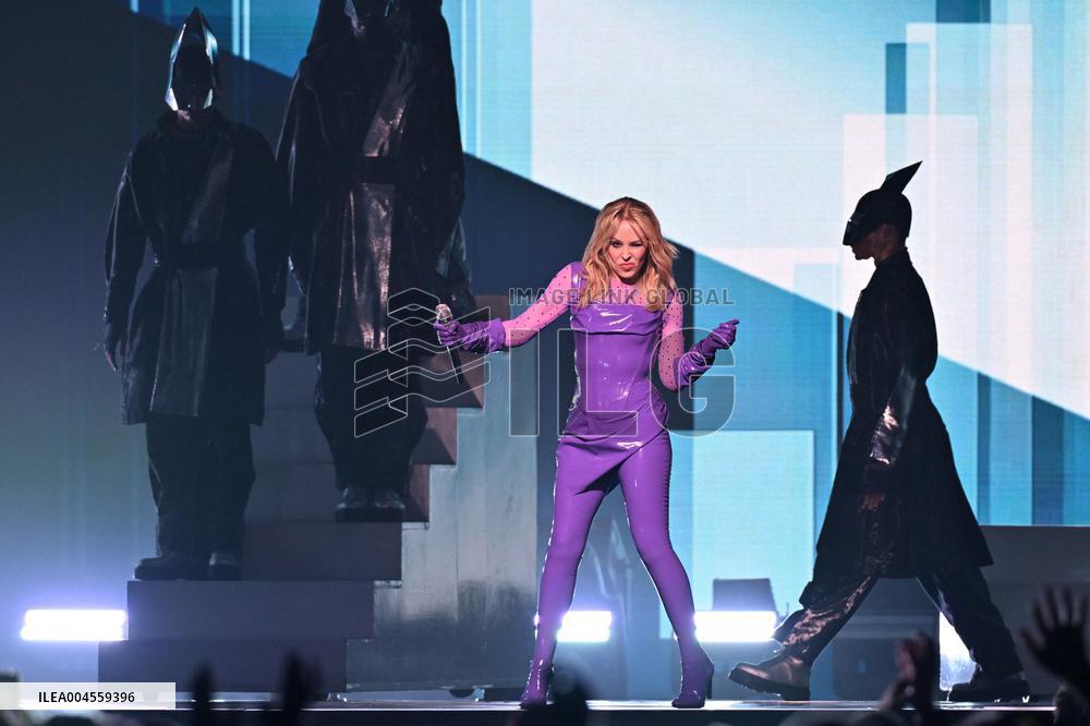 Kylie Minogue Performs At The Accor Arena - Paris