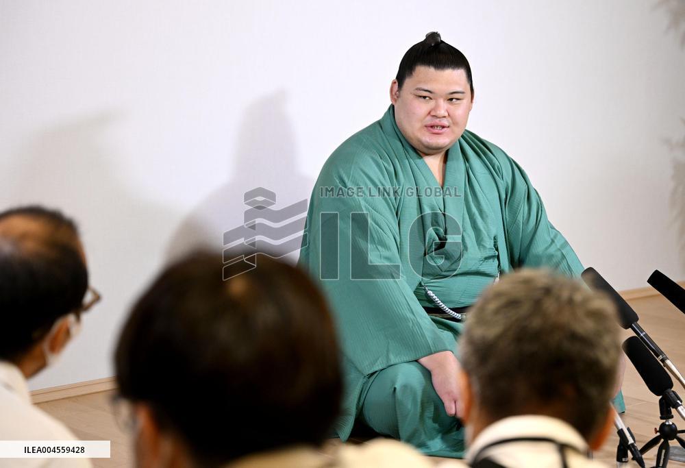 Sumo: New yokozuna Onosato