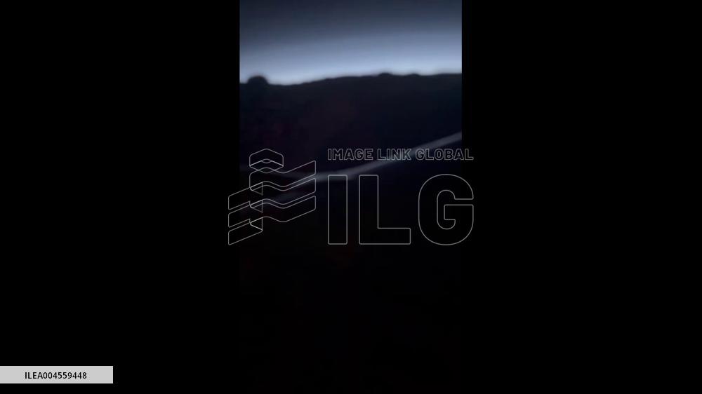 US: Flight to Dallas Flies Over Storm, Amazes Passengers