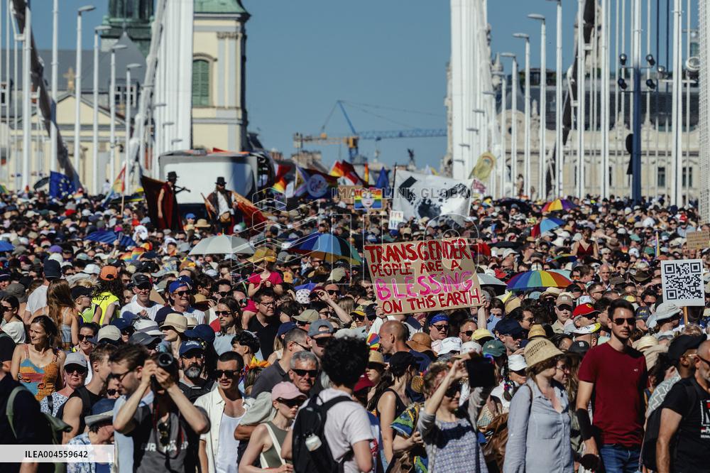 Hundreds of Thousands Take Part in The Banned Pride March - Budapest
