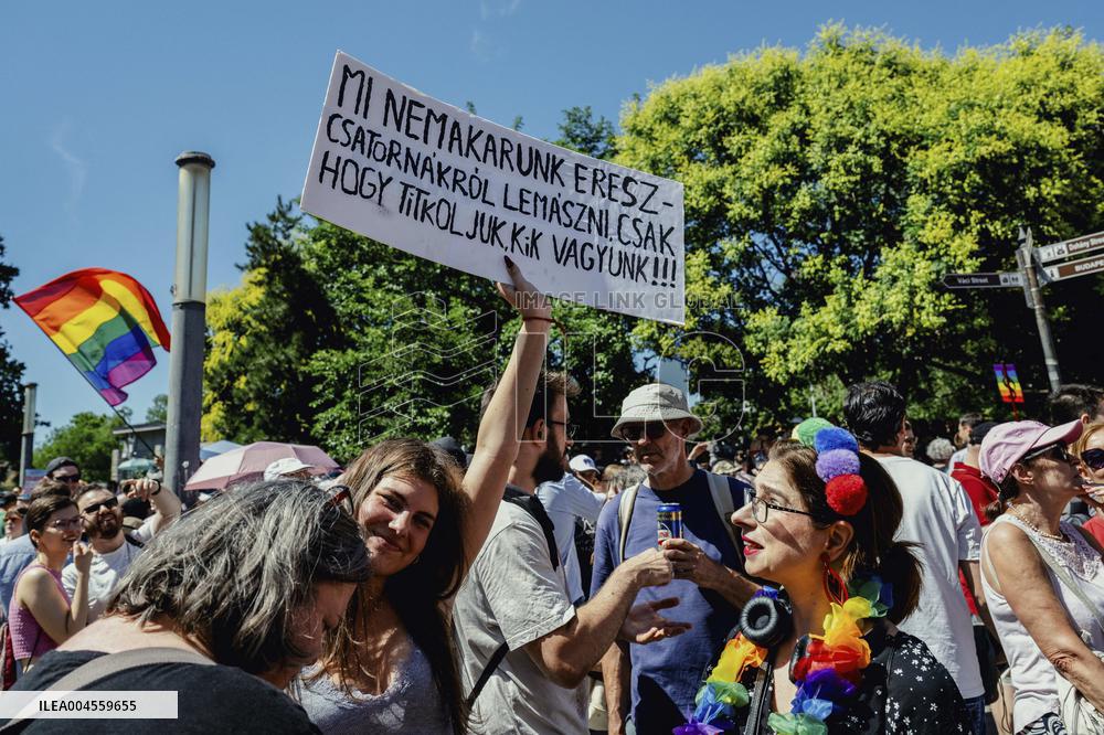 Hundreds of Thousands Take Part in The Banned Pride March - Budapest