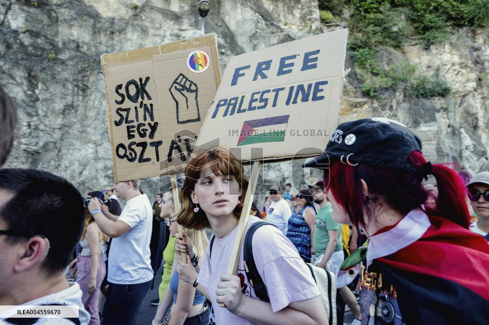Hundreds of Thousands Take Part in The Banned Pride March - Budapest