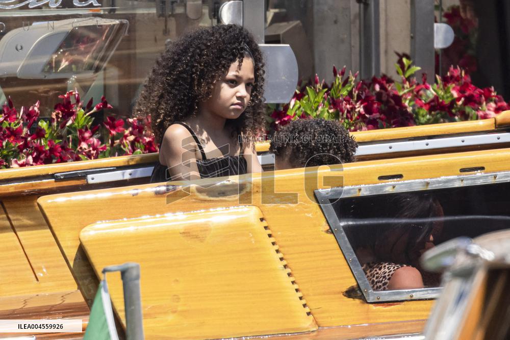 Kylie Jenner leaves Gritti Hotel after the wedding of Jeff Bezos - Venice