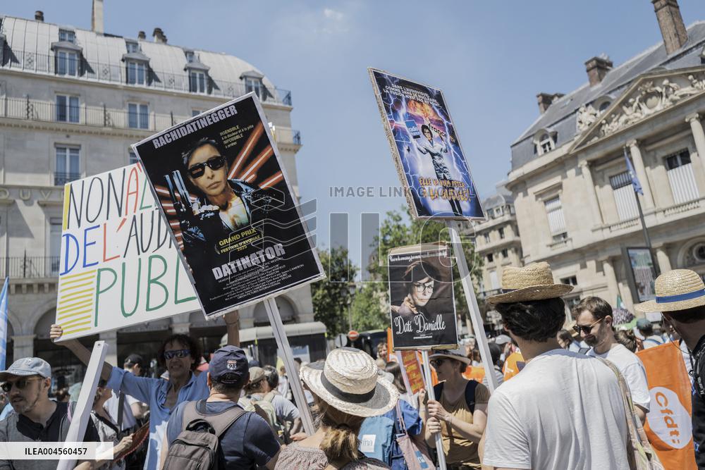 French Public Broadcasting On Strike - Paris