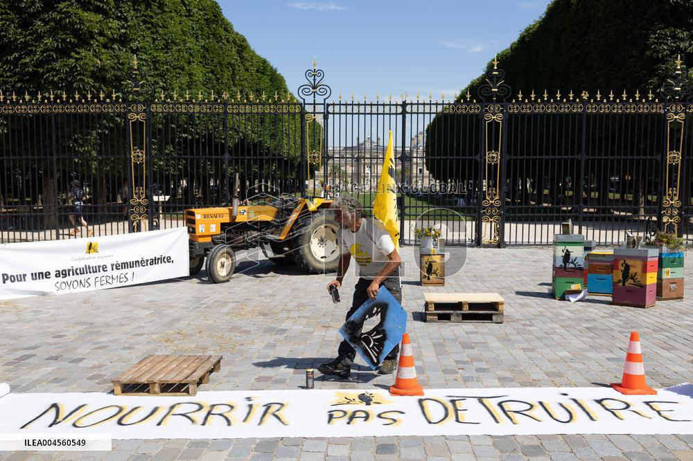 Farmers banquet against the Duplomb law - Paris