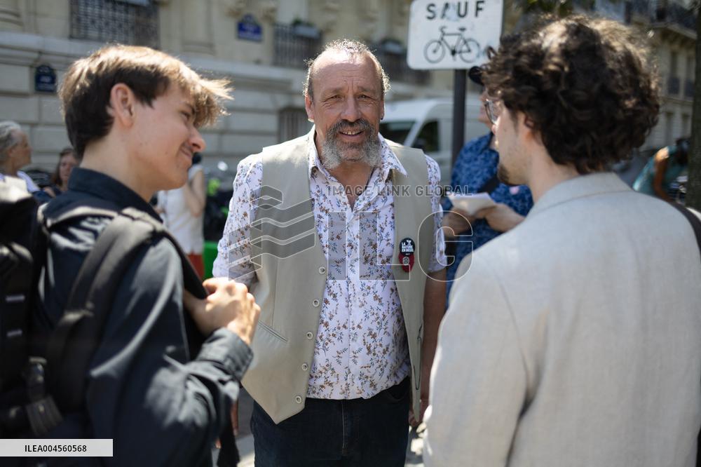 Farmers banquet against the Duplomb law - Paris