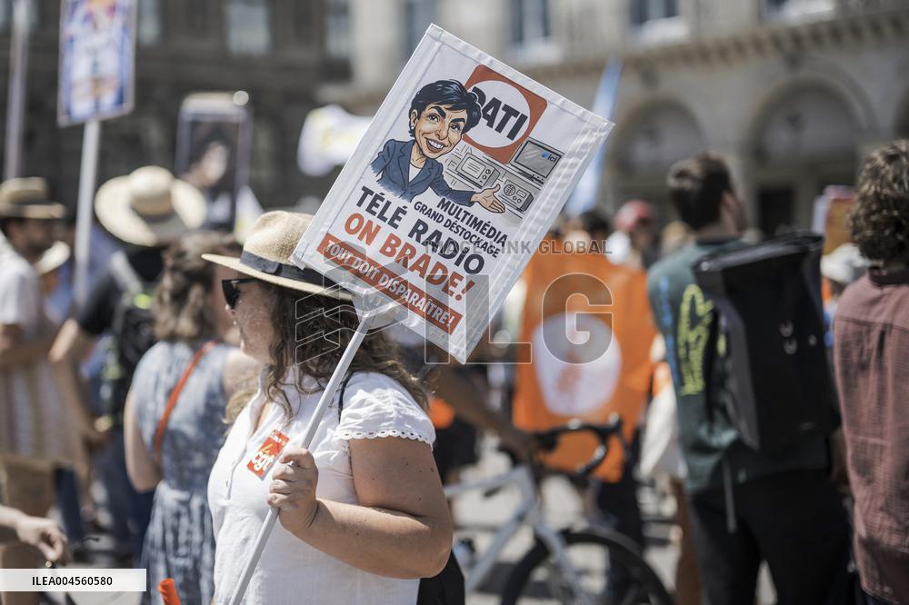 French Public Broadcasting On Strike - Paris