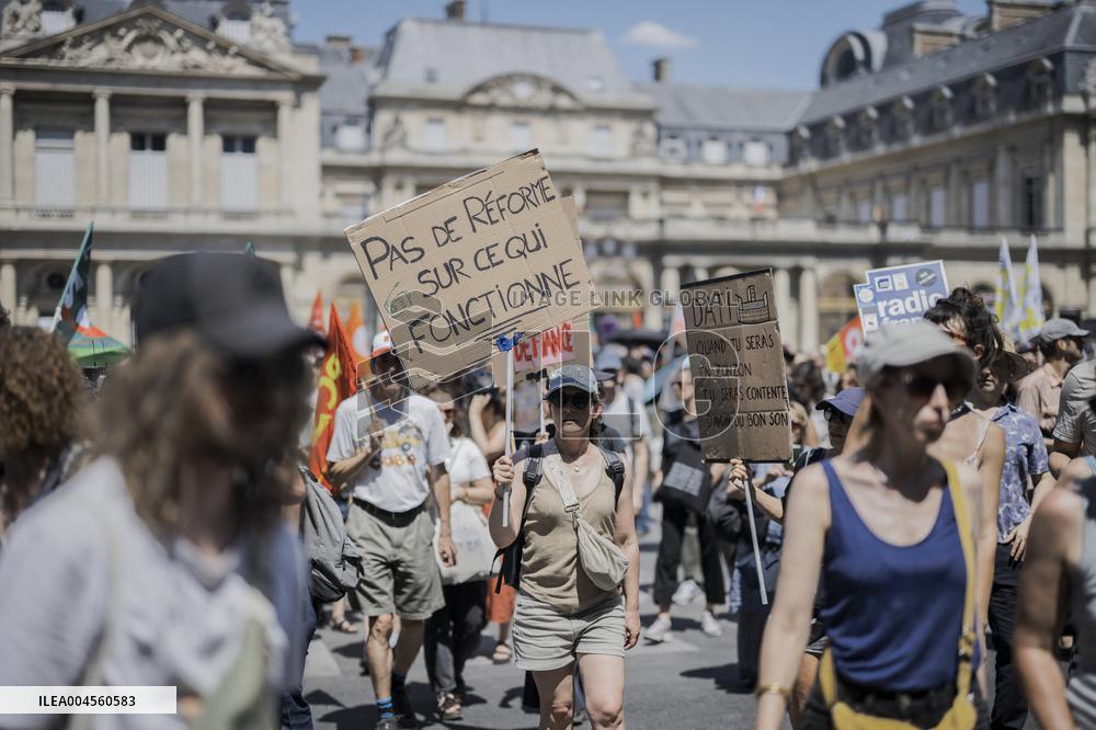 French Public Broadcasting On Strike - Paris