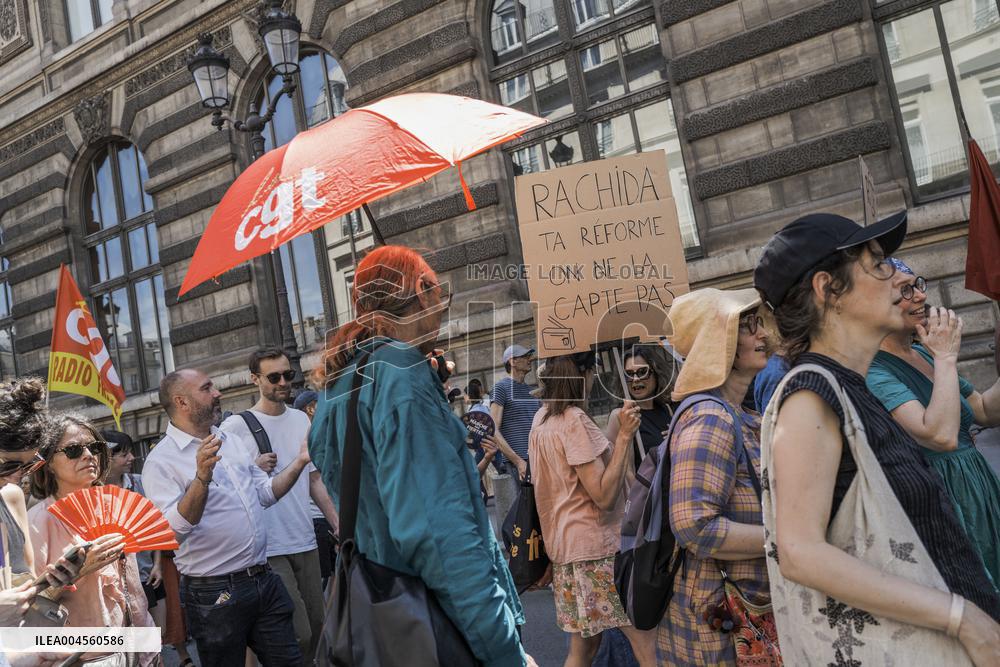 French Public Broadcasting On Strike - Paris
