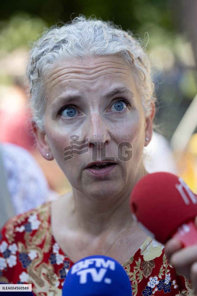 Farmers banquet against the Duplomb law - Paris