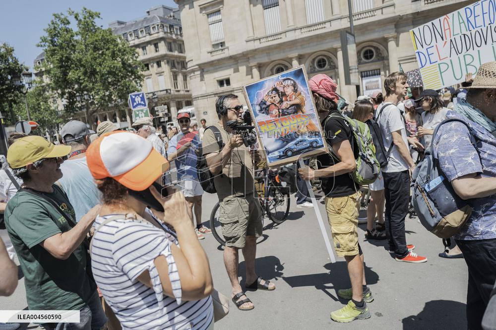 French Public Broadcasting On Strike - Paris