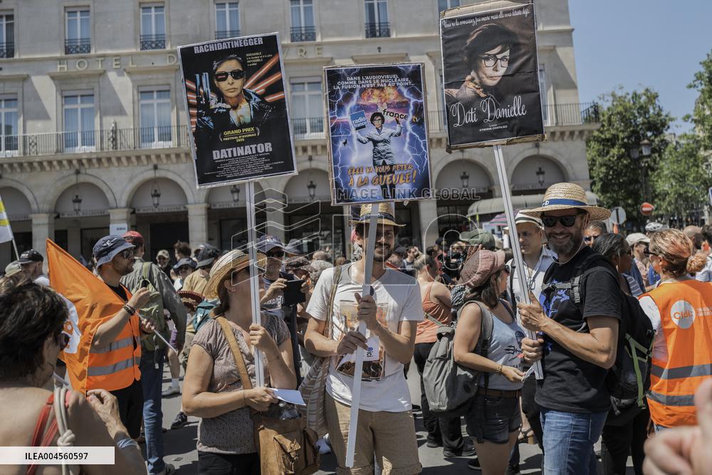 French Public Broadcasting On Strike - Paris