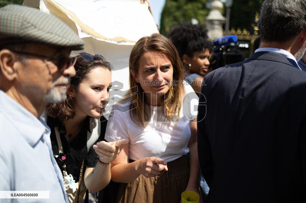 Farmers banquet against the Duplomb law - Paris