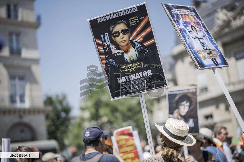 French Public Broadcasting On Strike - Paris