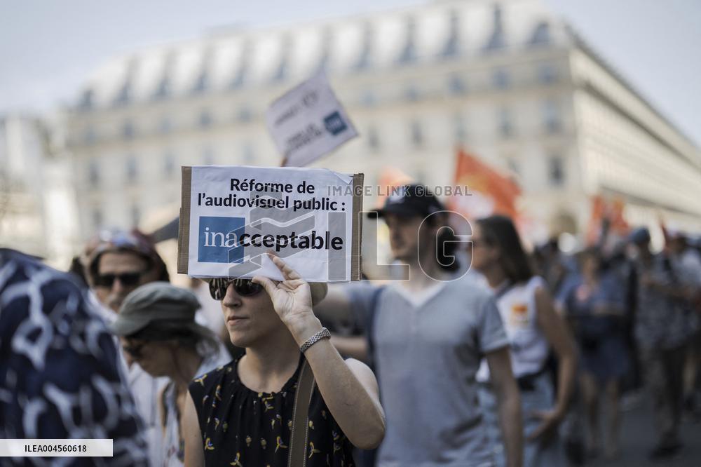 French Public Broadcasting On Strike - Paris