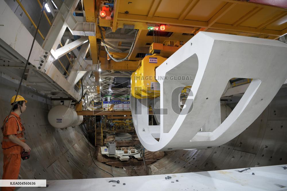 Nanchang-Jiujiang High-speed Railway Construction in Nanchang