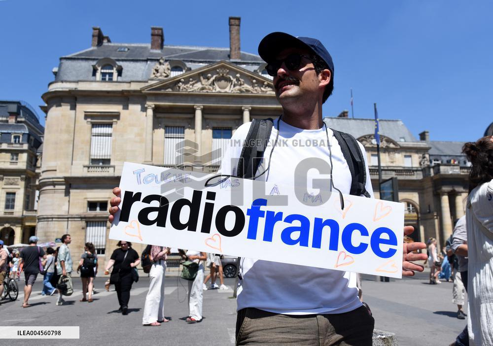French Public Broadcasting On Strike - Paris