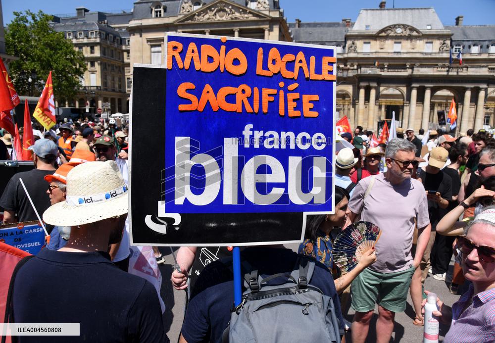 French Public Broadcasting On Strike - Paris