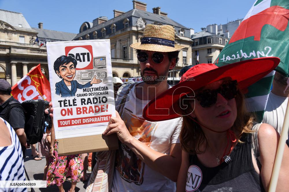 French Public Broadcasting On Strike - Paris