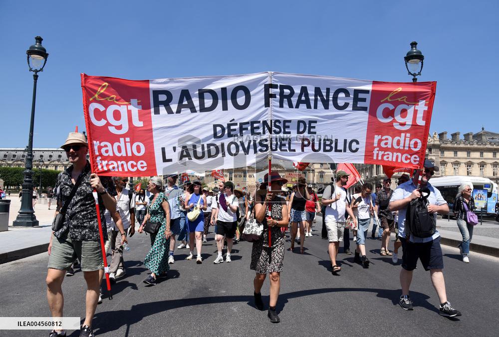 French Public Broadcasting On Strike - Paris