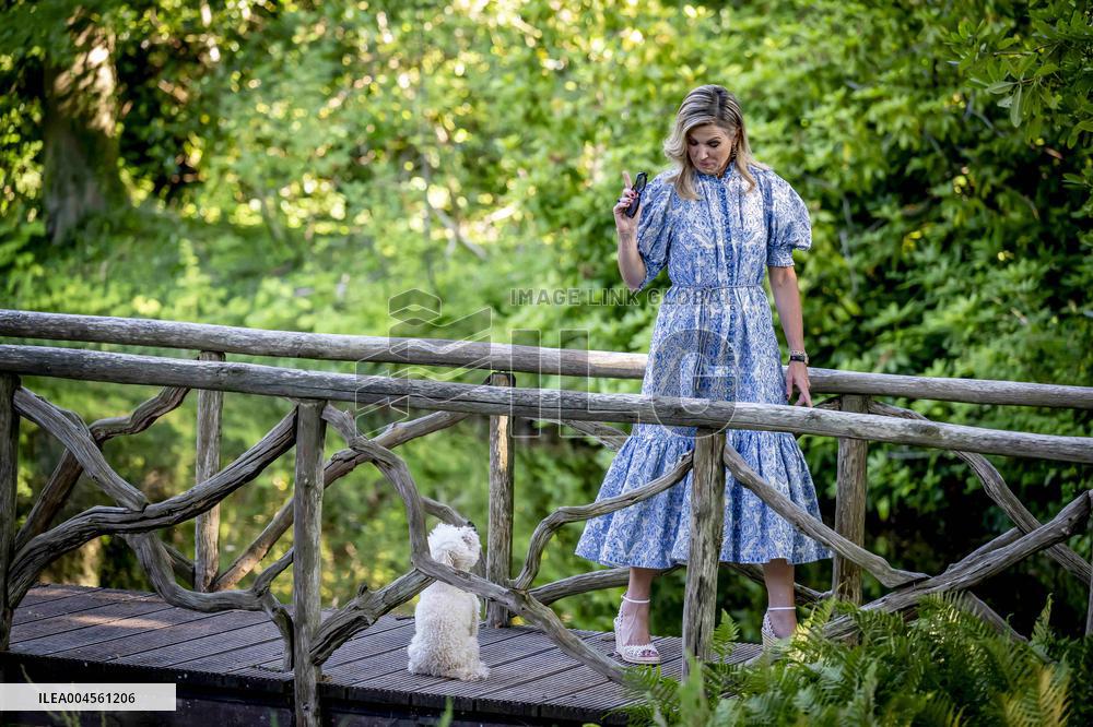 Royal Family s Traditional Photo Session - The Hague