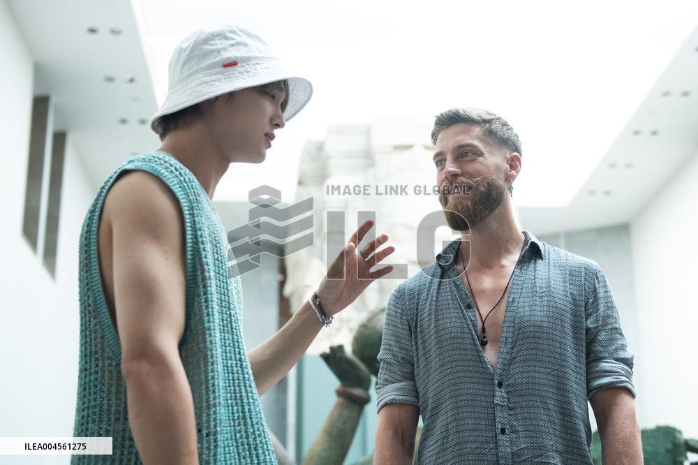 Silent Encounter Musee Guimet