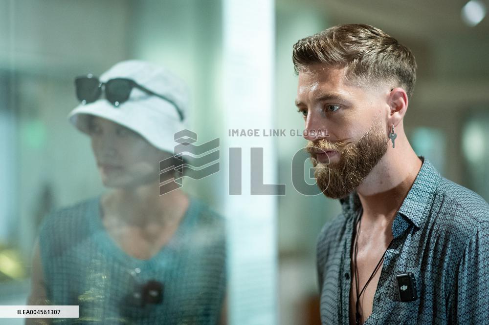 Silent Encounter Musee Guimet