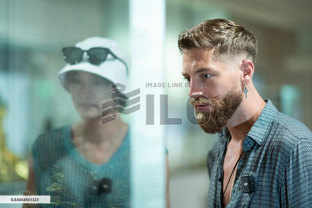 Silent Encounter Musee Guimet