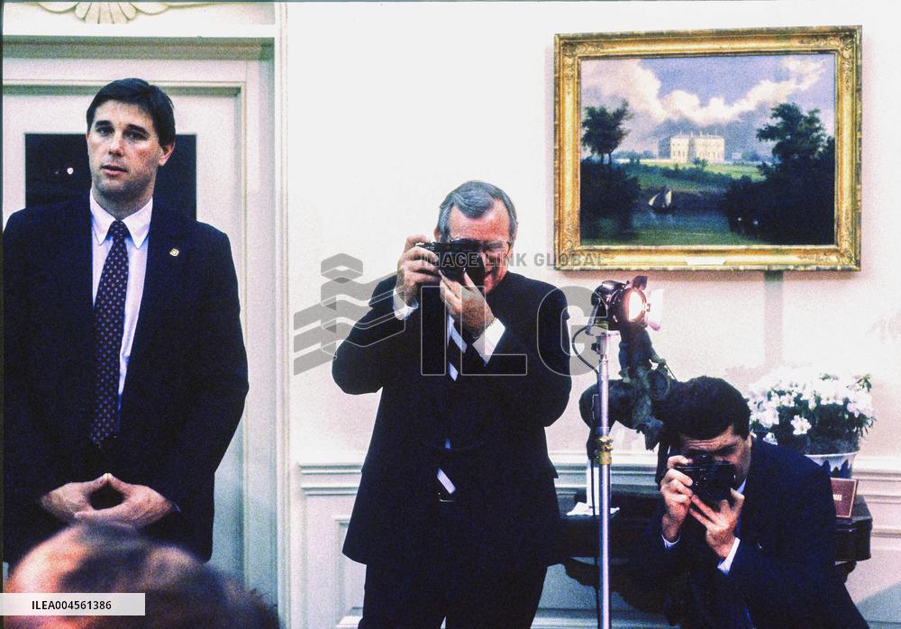 Reagan Oval Office Address on Contra Aid