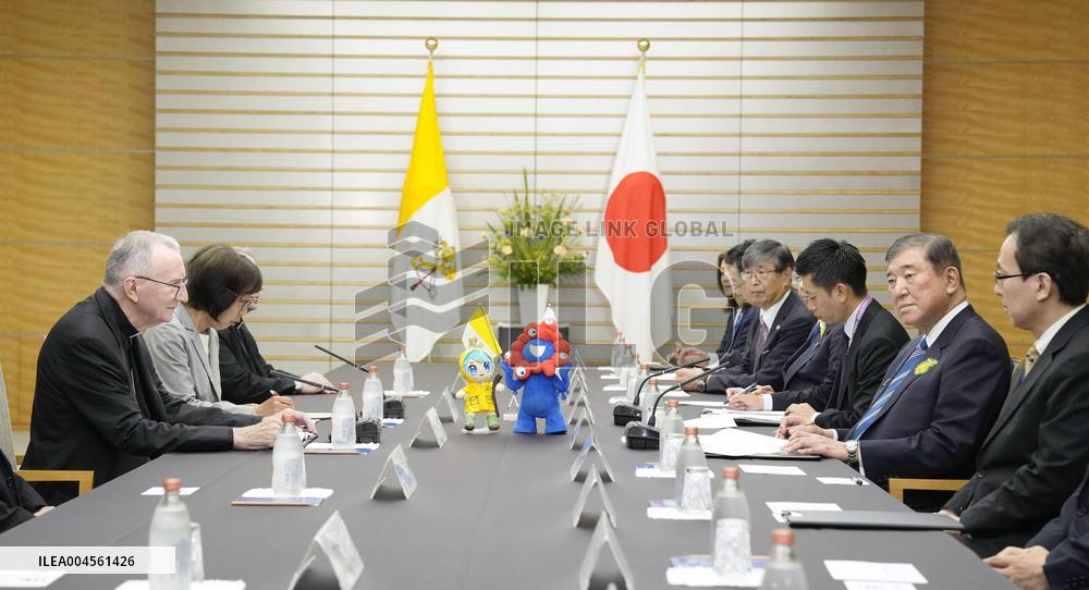 Vatican's secretary of state in Japan