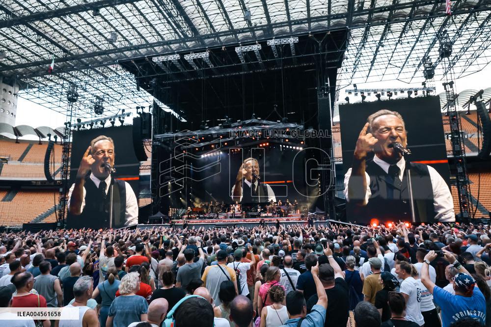 Bruce Springsteen In Concert - Milan