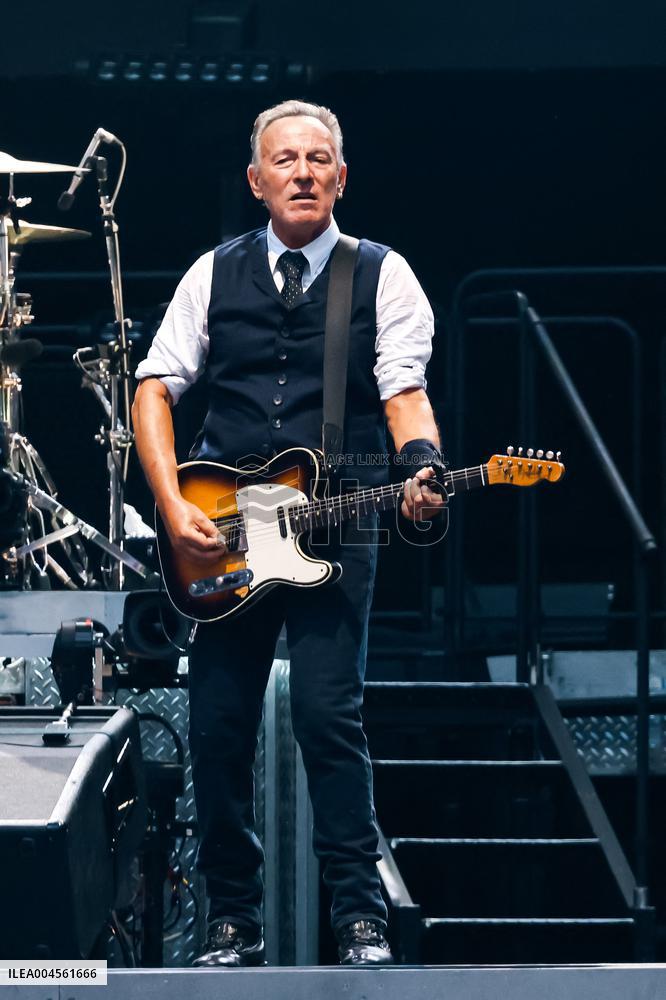 Bruce Springsteen In Concert - Milan