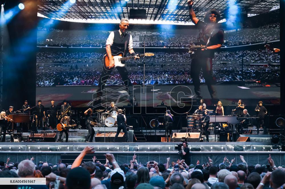 Bruce Springsteen In Concert - Milan