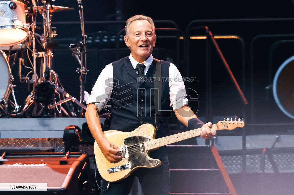 Bruce Springsteen In Concert - Milan