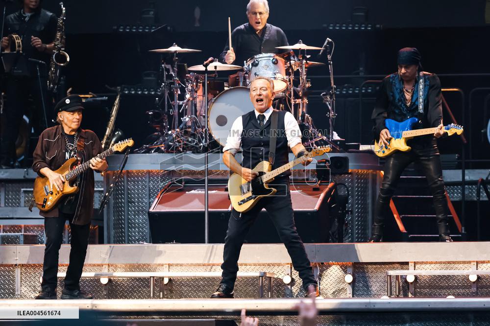 Bruce Springsteen In Concert - Milan