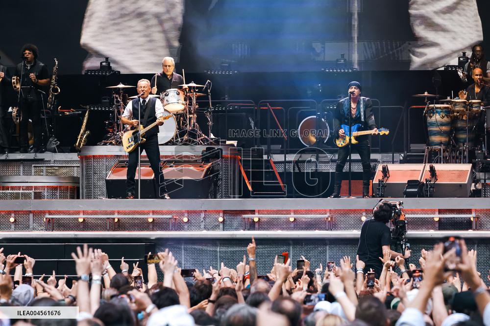 Bruce Springsteen In Concert - Milan