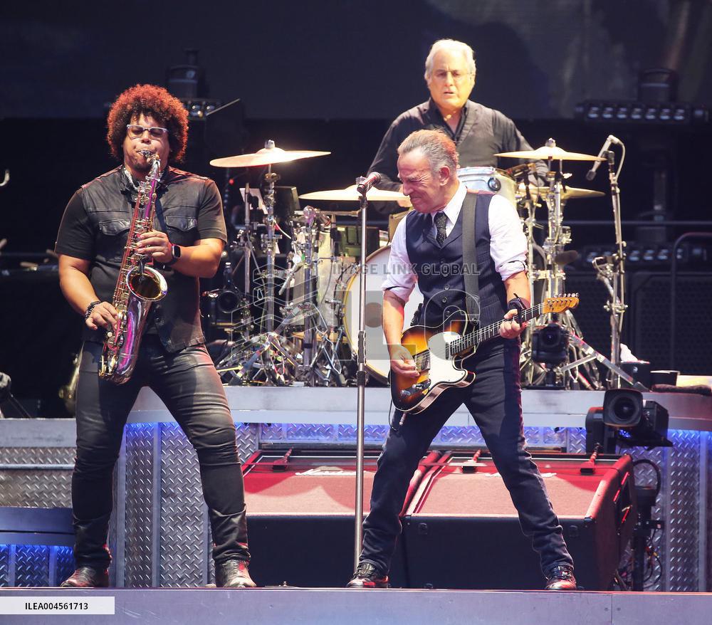 Bruce Springsteen In Concert - Milan