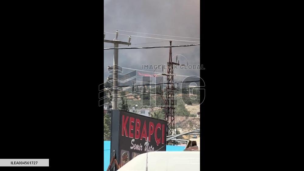 Turkey: Wildfire Rages in Antakya, Forcing 1,500 People to Evacuate 2