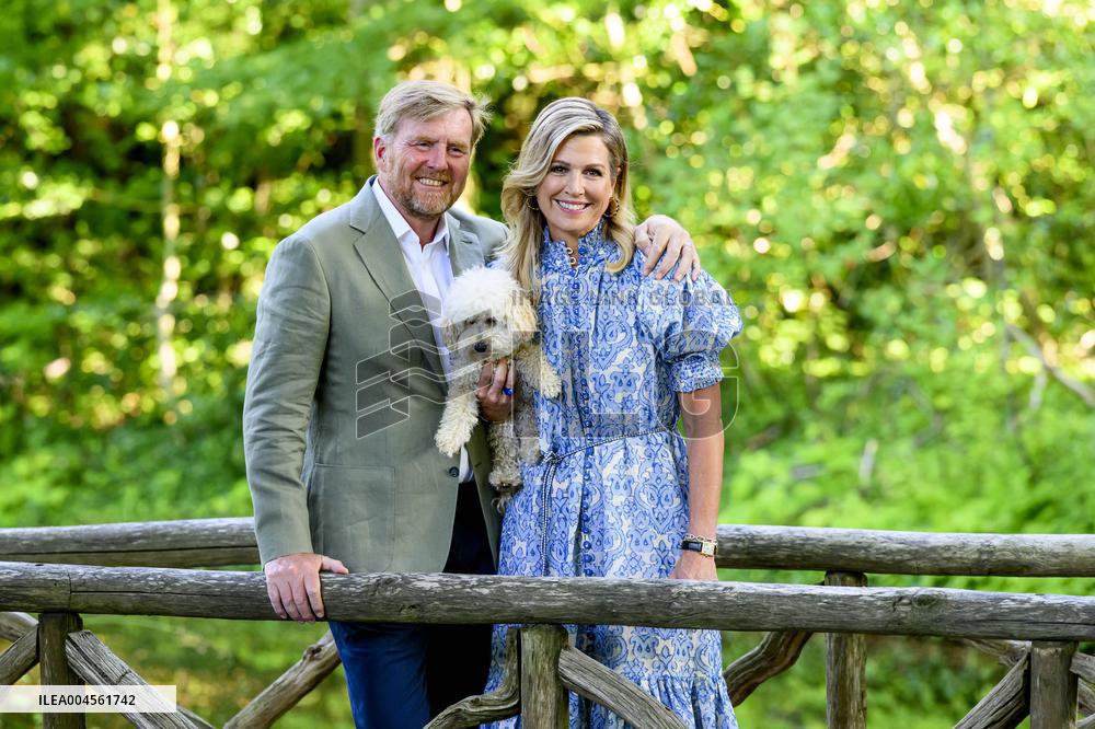 Royal Family s Traditional Photo Session - The Hague