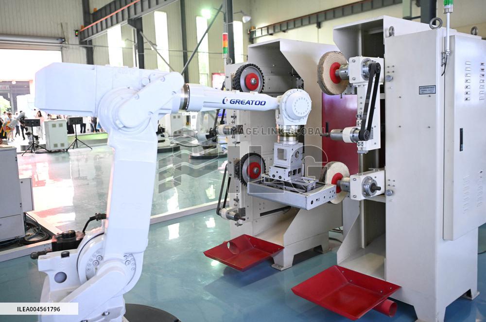 Manufacturing Intelligent Equipment - China
