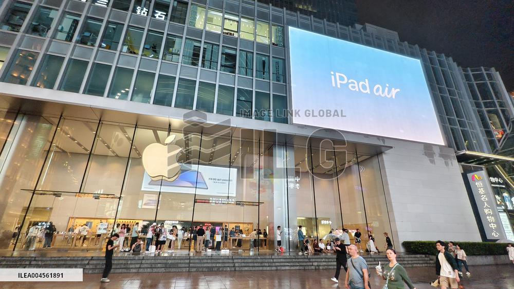 iPhone 16 Became 618 Shopping Festival Mobile Phone Champion