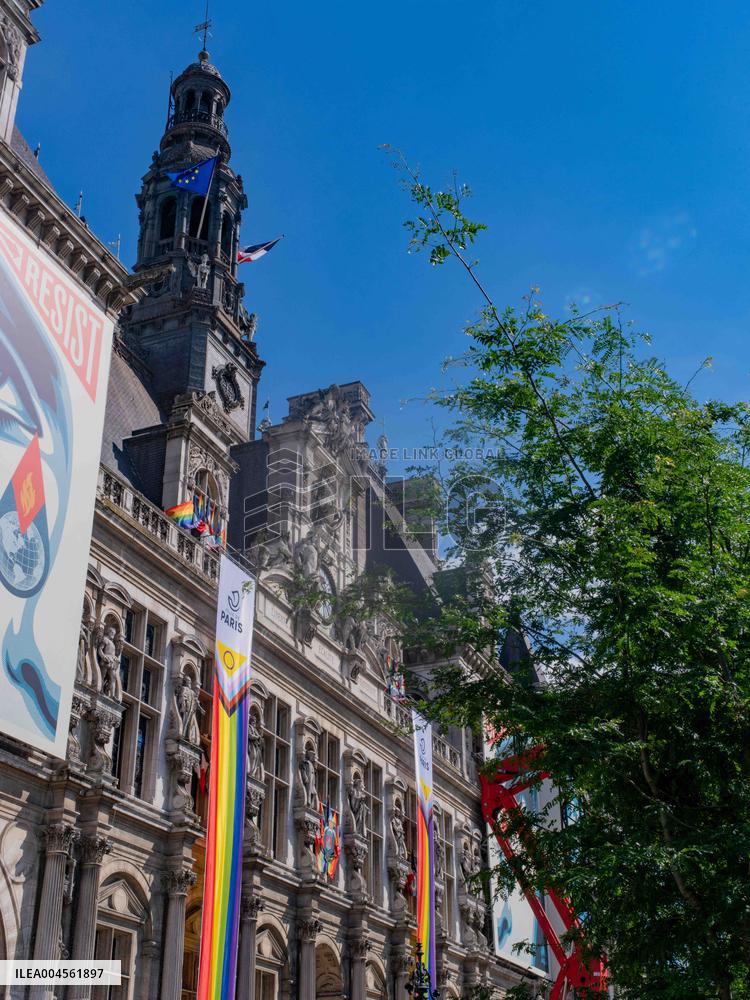 Urban Forest Installed at Paris City Hall - Paris