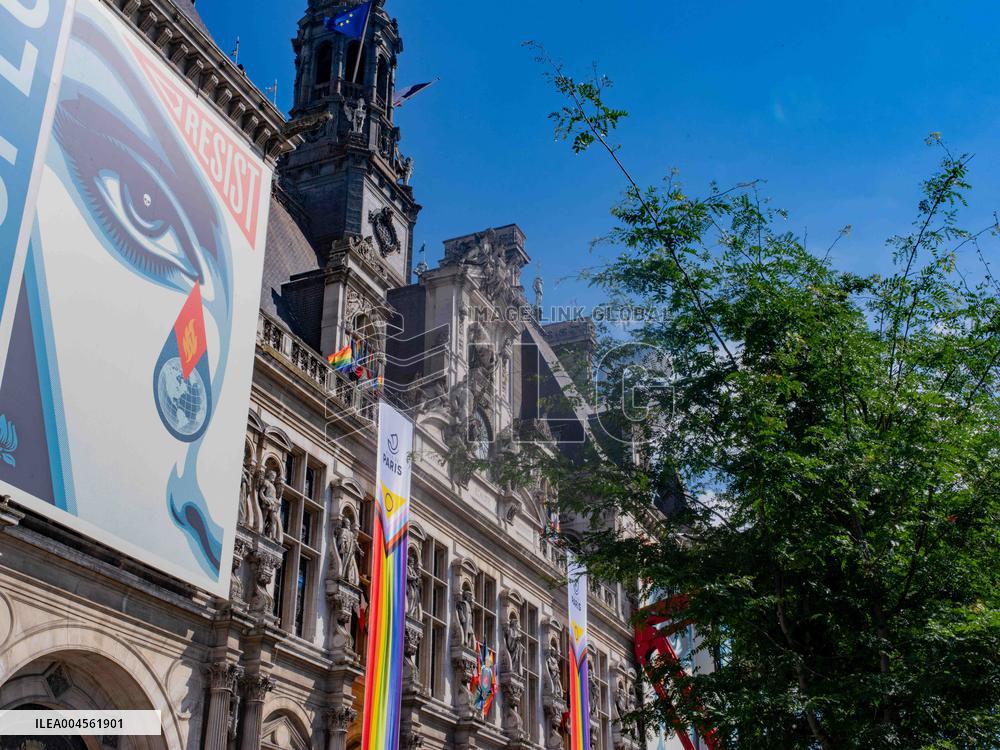 Urban Forest Installed at Paris City Hall - Paris