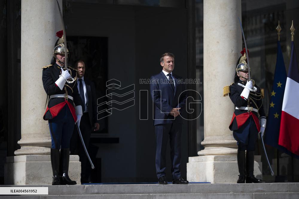 Emmanuel Macron Welcomes Swiss President Karin Keller-Sutter - Paris