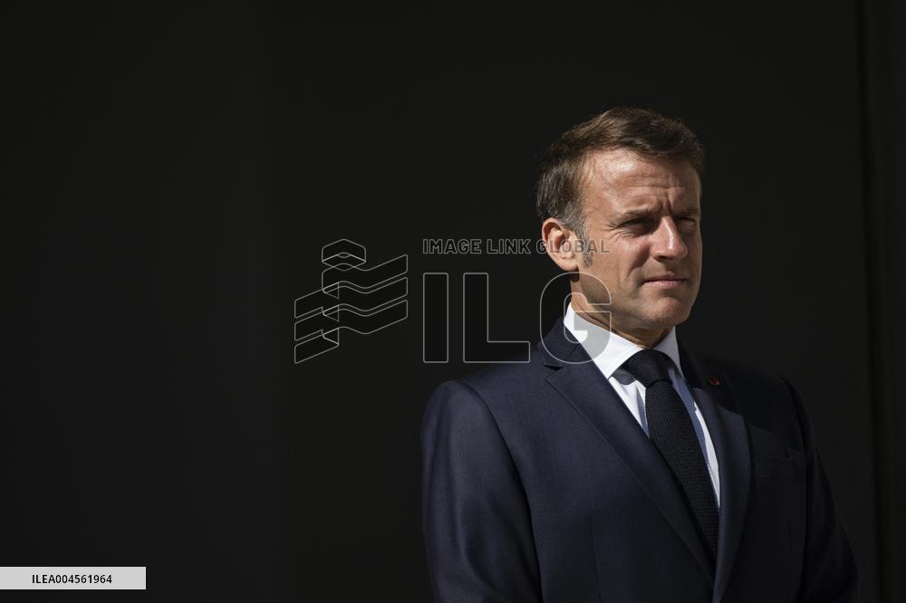 Emmanuel Macron Welcomes Swiss President Karin Keller-Sutter - Paris