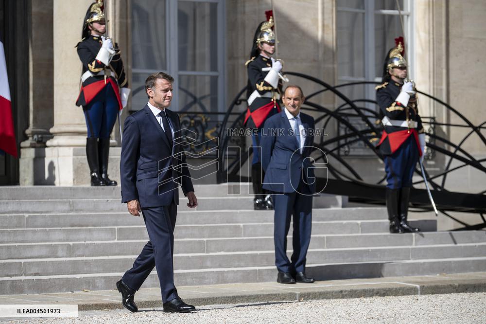 Emmanuel Macron Welcomes Swiss President Karin Keller-Sutter - Paris