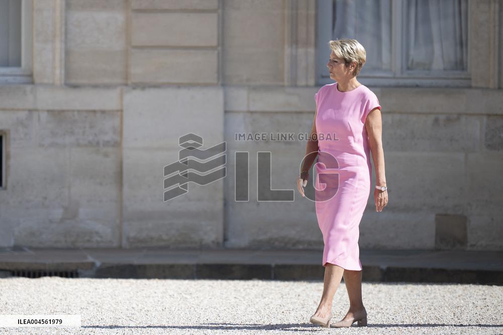Emmanuel Macron Welcomes Swiss President Karin Keller-Sutter - Paris