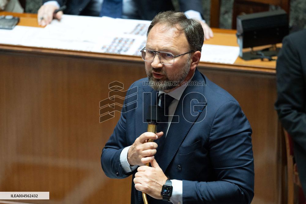 Questions to the government at the National Assembly - Paris RL