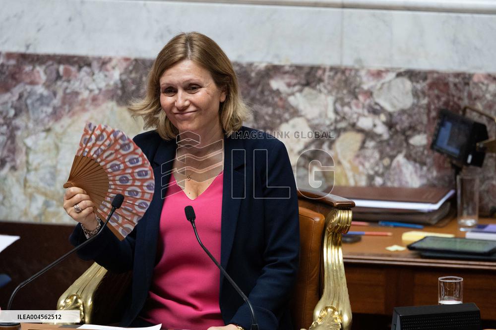 Examination of a PS motion of no confidence against the French prime minister - Paris RL