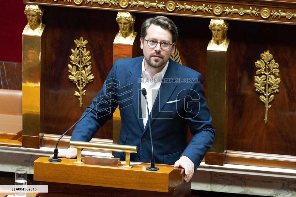 Examination of a PS motion of no confidence against the French prime minister - Paris RL